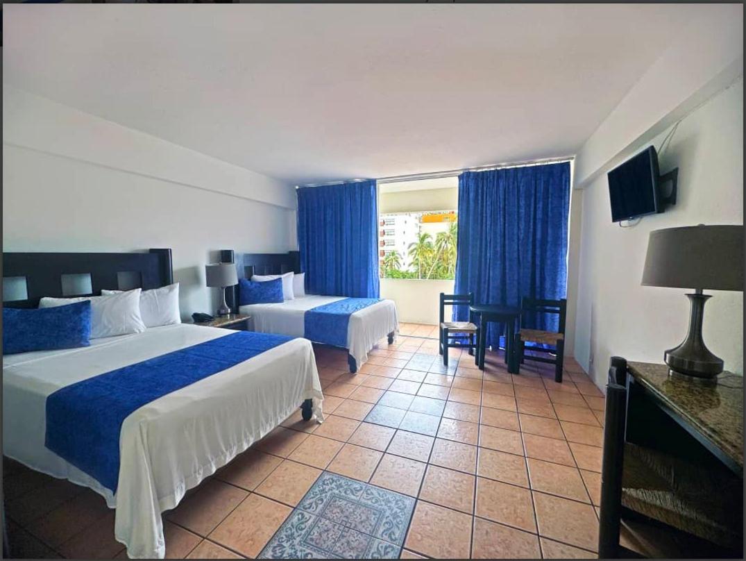 Hotel Delfin Vista Pier Beach Front Puerto Vallarta Exterior photo