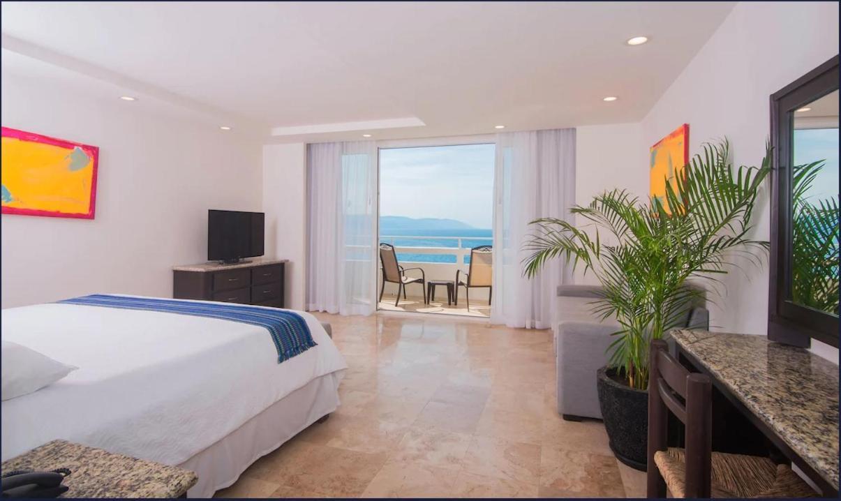 Hotel Delfin Vista Pier Beach Front Puerto Vallarta Exterior photo